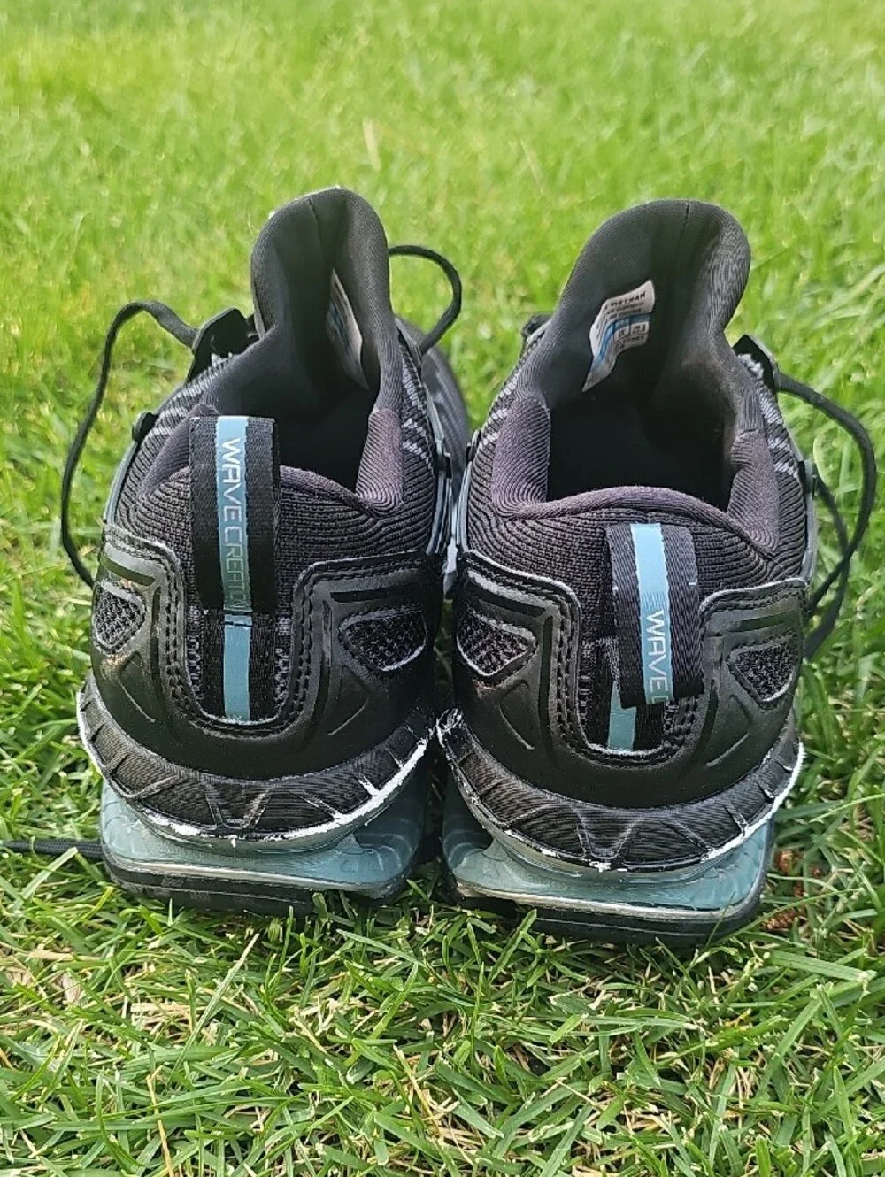 Mizuno Knit Infinity Wave Breathable Smooth Ride Black & Silver Running Shoe R4